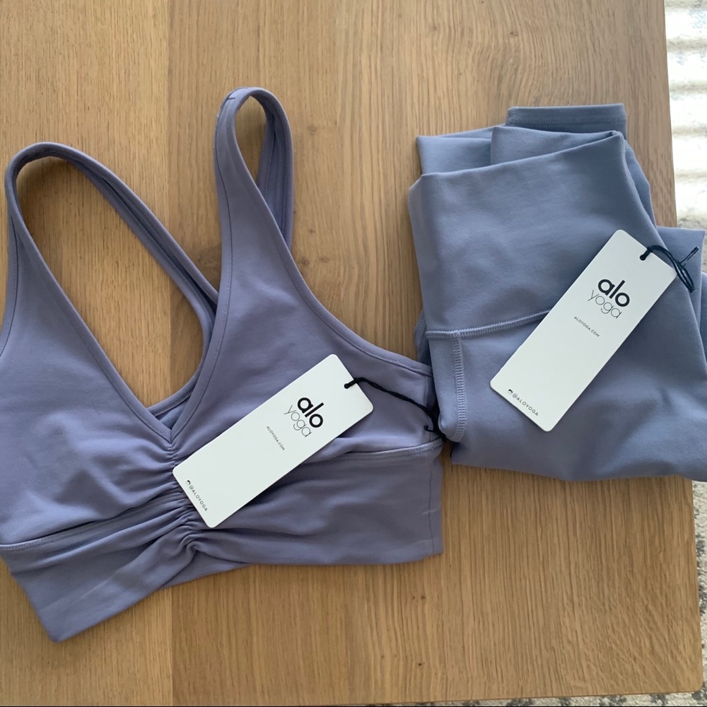 Alo yoga blue moon bra and leggings set size small